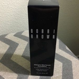 Bobbi brown intensive skin serum foundation